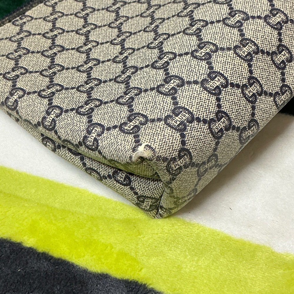 Rare Gucci Plus Beige and Blue Signature Pouch/Clutch - Picture 15 of 15